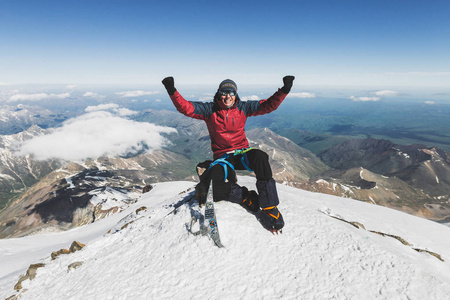 快乐的人在 Elbrus 山之上, 俄国