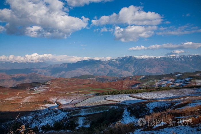 云南省东川雪后 美景公园 红地