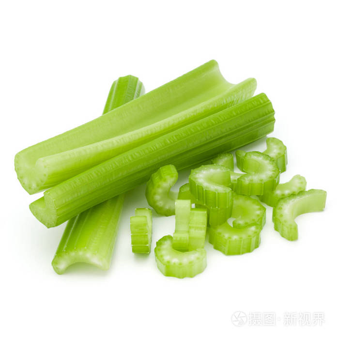 芹菜茎束孤立om白色背景切割
