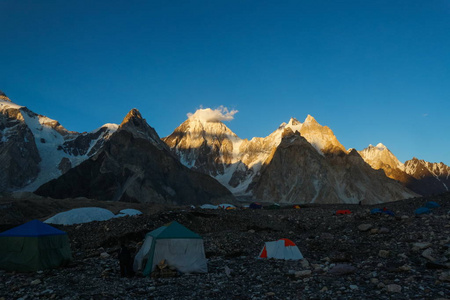 巴基斯坦喀喇昆仑山山 K2 和大峰