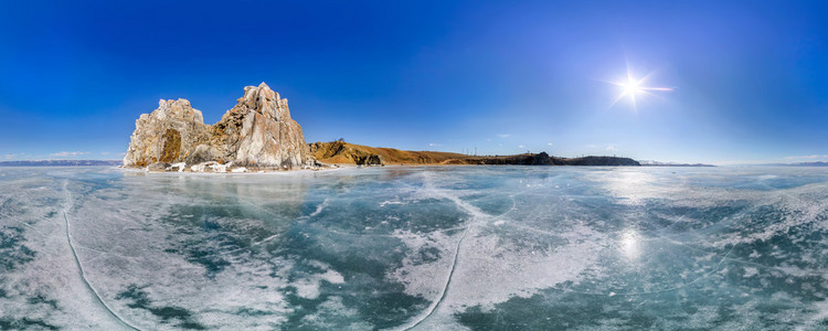 萨满岩石或海角白手起家 Olkhon 岛上的 360 度全景