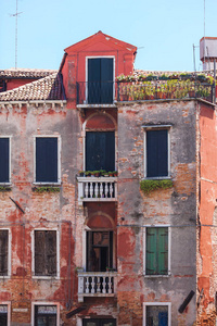 老威尼斯人的建筑。红砖墙