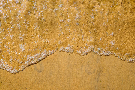 沙洲, 波浪后浪滚到岸边