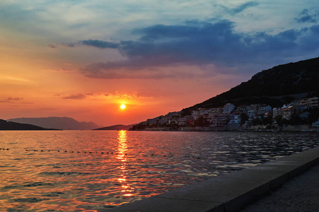 美丽的日落在内乌姆的海岸, 波斯尼亚和黑塞哥维那