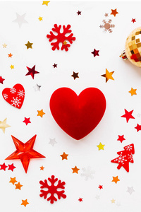 圣诞节和新年假期背景与装饰和红色礼物心盒。顶视图, 平面布局