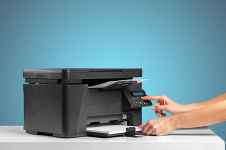 打印机 复印机 扫描仪。办公台