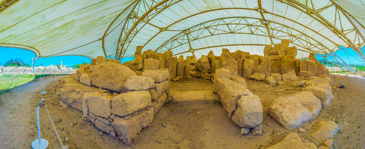 麦芽新石器时代的 mnajdra 寺庙