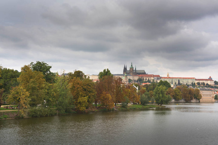 布拉格老城区的全景与著名的布拉格城堡, 捷克共和国
