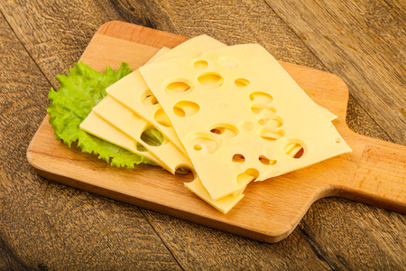 美味切片的奶酪图片