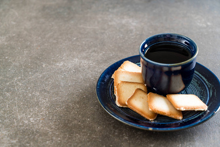 茶与饼干