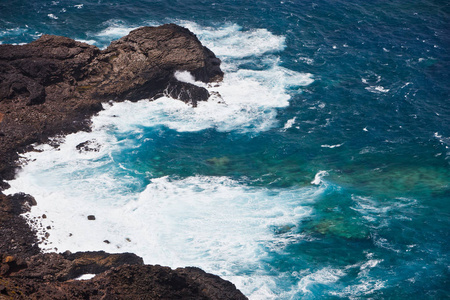 海洋野生海滩岩