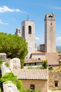 著名塔在中世纪小镇的圣吉米尼亚诺在意大利