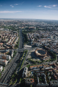 斗牛士环拉斯班塔斯在马德里, 西班牙的空气观