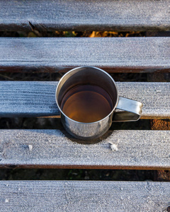 杯茶木凳盖雪 mornimg 霜