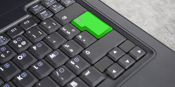 绿色空白电脑键盘按钮