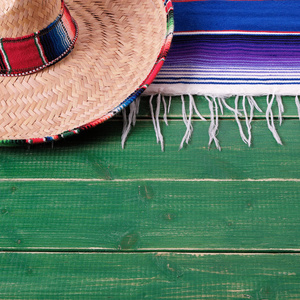 墨西哥 cinco de mayo 木背景墨西哥宽边帽