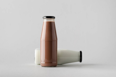牛奶瓶模拟两个瓶子