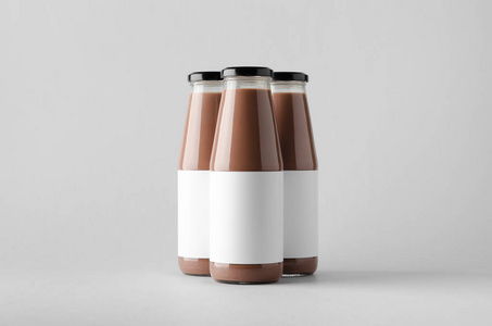 巧克力奶瓶模拟三瓶。空白标签