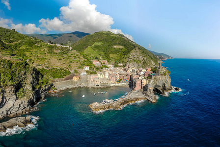 Vernazza 五渔村国家公园的村庄在意大利的海岸。意大利北部的 La 帕斯亚省鸟瞰图欧洲旅游胜地和景点