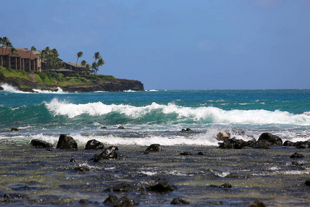 夏威夷波伊普海滩, 水下清澈的海水和熔岩海滩的景色