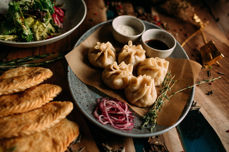 蒙古传统文化食品图片