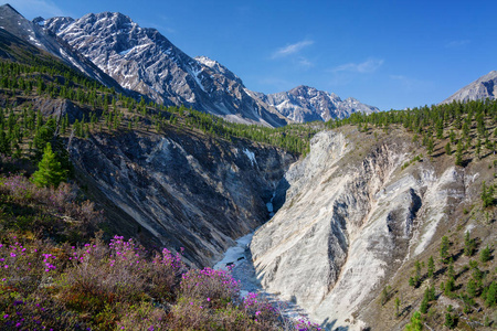 河峡谷罗汉