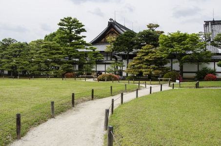 在日本京都佛寺城堡