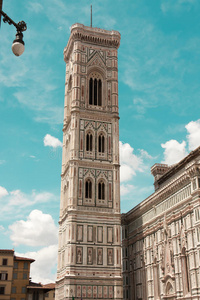 著名的地标性建筑乔托钟楼图片
