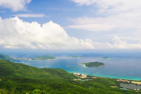 三亚亚龙湾，从山的视图