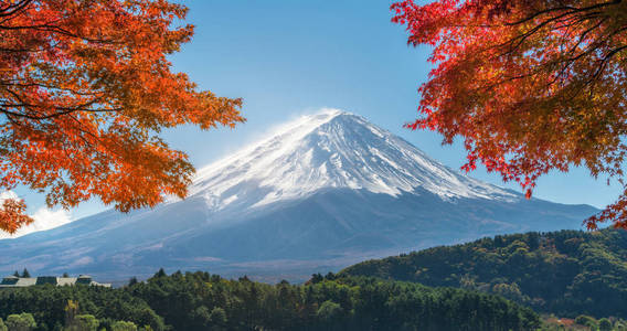 秋天的颜色，日本的富士山