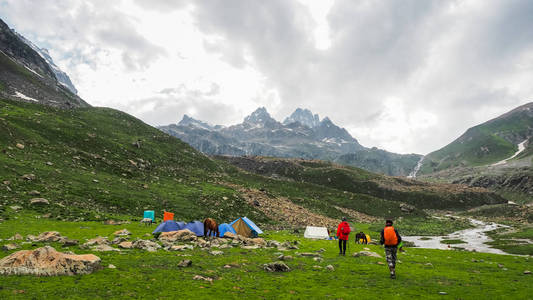 Sonamarg，印度克什米尔邦的美丽的山地景观