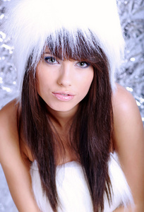 冬季女孩与美丽的化妆，银手套