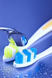 牙刷和牙科保健服务