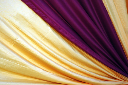 美丽的装饰用的紫色和金色的黄颜色组合
