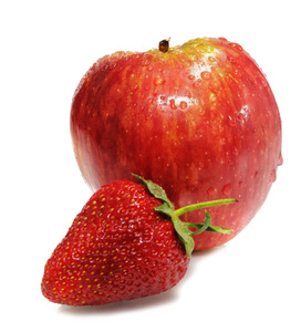 熟透的苹果与草莓