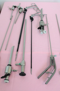 微创外科手术设备图片