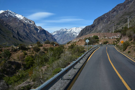 道路和景观在智利圣地亚哥图片