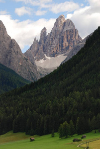 Cima 12 Val Fiscalina，白云岩，意大利