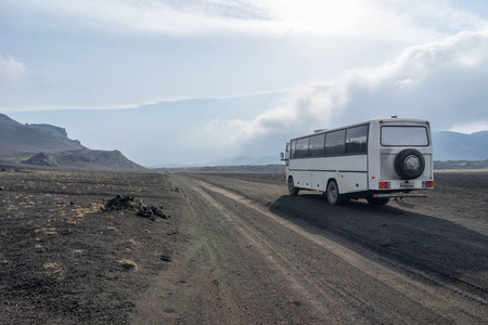 山区公路到 Landmannalaugar 国家公园。冰岛