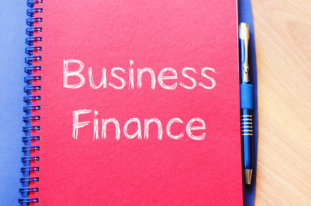 企业财务理念在笔记本上