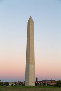 华盛顿纪念碑在华盛顿国家购物中心