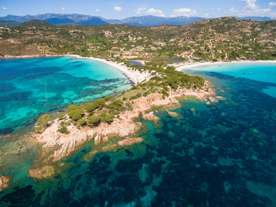 在法国的科西嘉岛岛的 Palombaggia 海滩的鸟瞰图