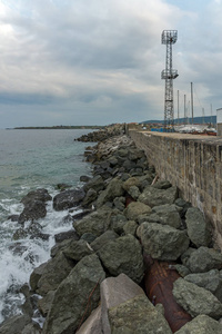 Tsarevo 镇，布尔加斯地区港口的防波堤