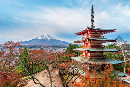 富士山，Chureito Pagoda 在秋天