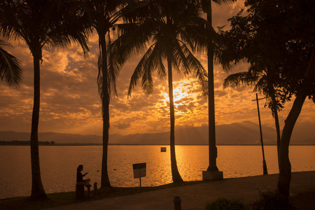 泰国钧尧湖景观