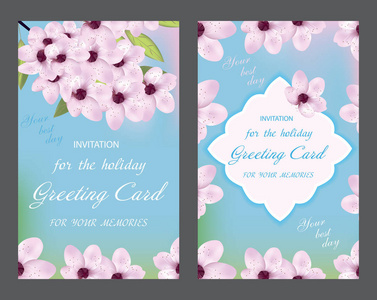 婚礼卡集。装饰贺卡或请柬竖向设计与蓝色背景上的樱桃花。矢量