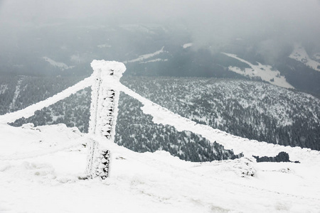 捷克共和国巨人山区雪的冬天