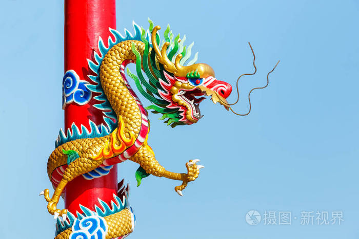 中国寺庙中五颜六色的龙像,强大的东方传奇动物