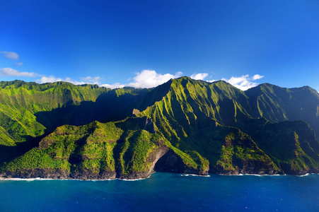 壮观的 Na Pali 海岸