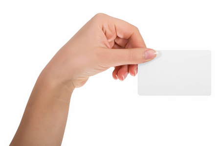 女人手举办虚拟名片 信用卡或空白页